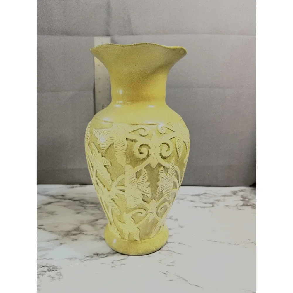 VASE ~ Formalities By Braums‎ 10 x 4.5 Goldish green  (2589)